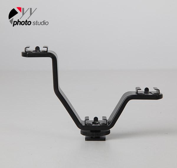 Triple Mount Hot Shoe V Mount Bracket for Video Lights, Microphones or Monitors YA425-2